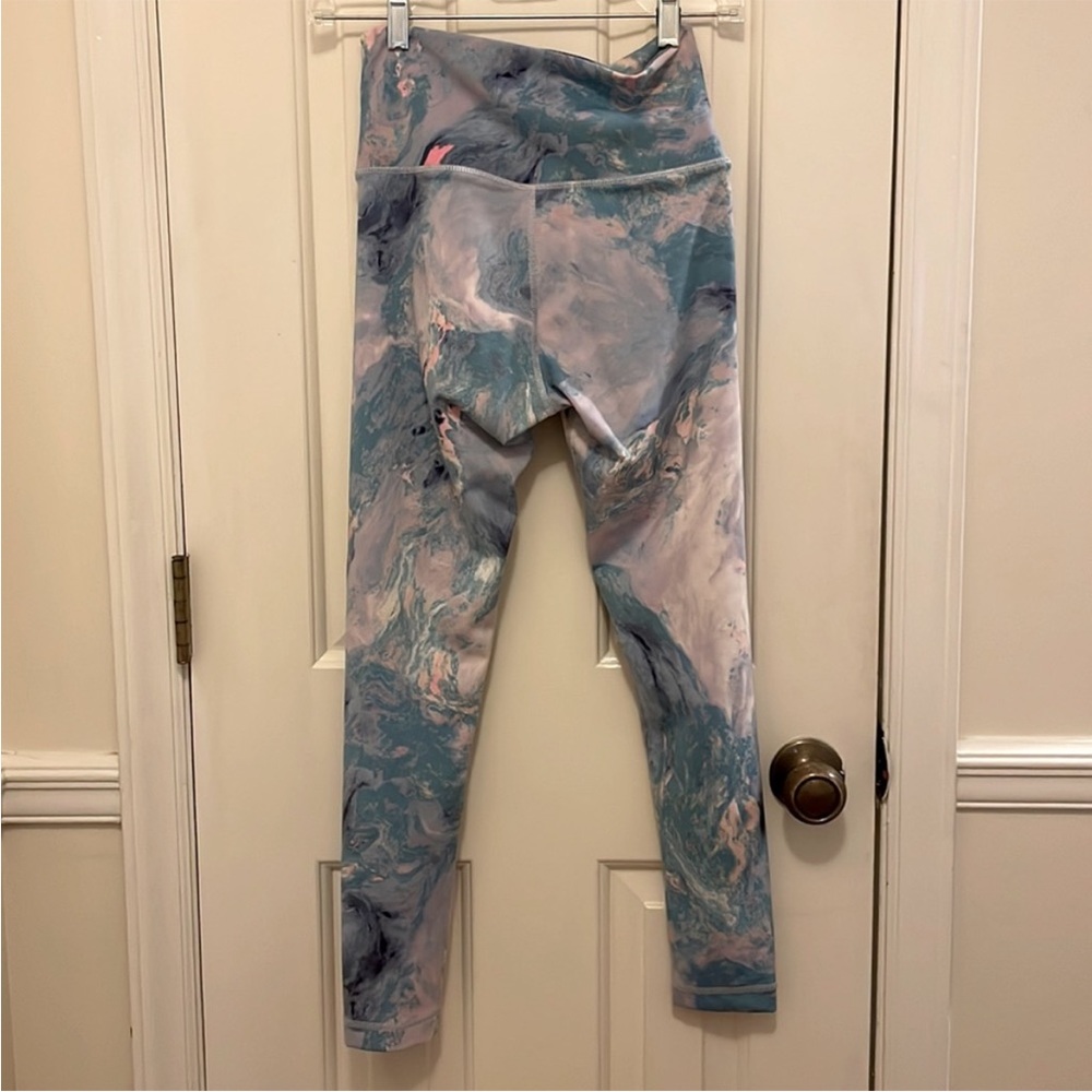 Victoria’s Secret Leggings Size Small 4 - Picture 4 of 4